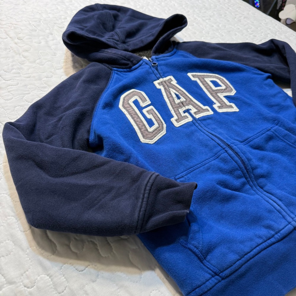Gap Kids Size M 8-9 Zip Up Hoodie Blue Navy Logo Faux Fur Raglan SCHOOL LAYERING
